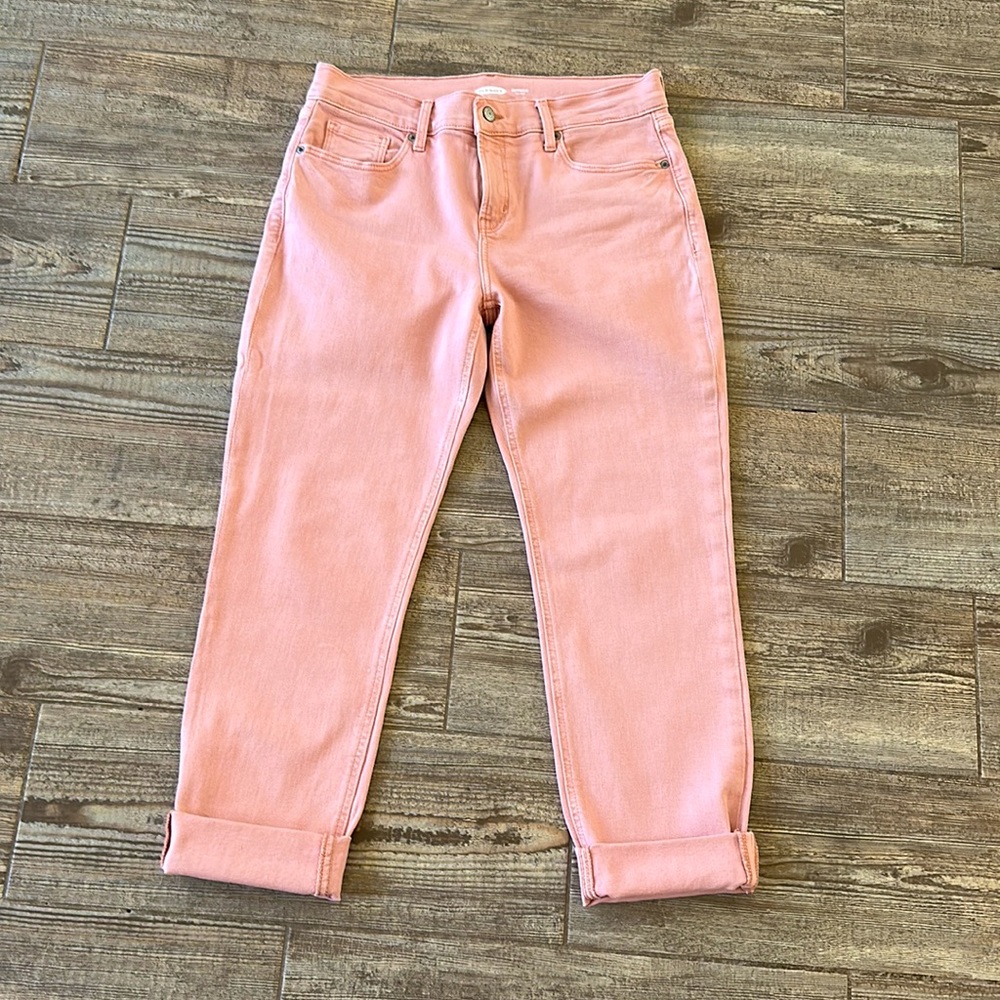 Old Navy boyfriend jeans size 4 never worn!